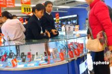 電子產品銷售收入激增24% 手機業(yè)務引領增長